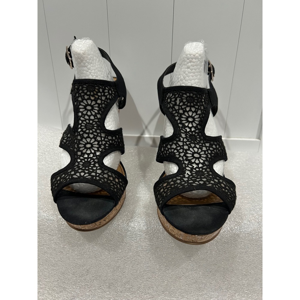 Fergalicious by Fergie Black Lace Wedge Sandals Women 6 Cork Dressy Casual Peep